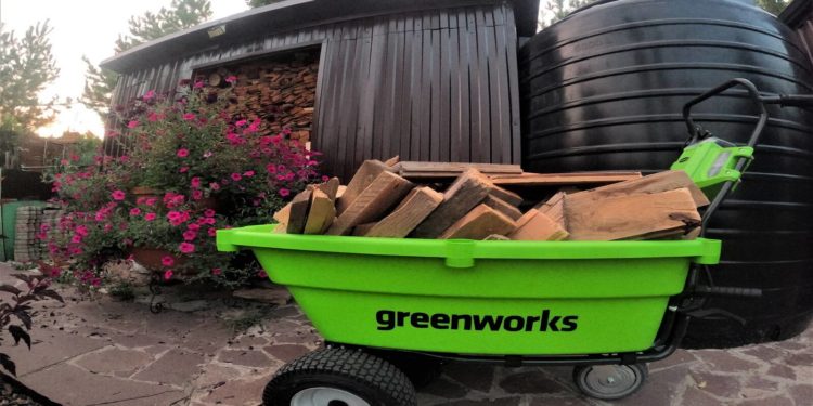 аккумуляторная самоходная тележка Greenworks G40GC