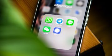 как прочитать сообщение в WhatsApp без отправки подтверждения