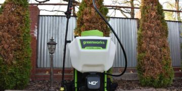 аккумуляторный опрыскиватель Greenworks G40BPS