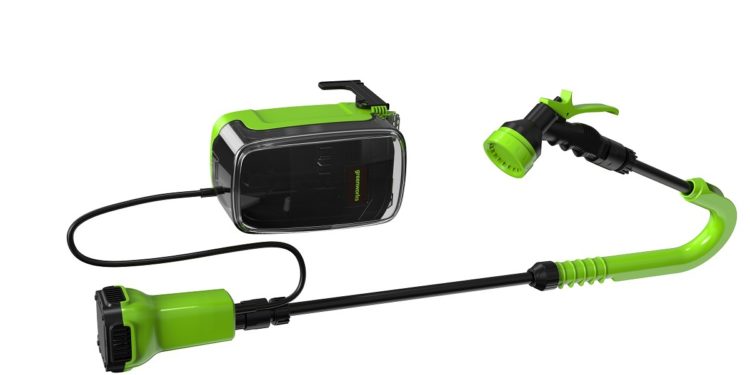 аккумуляторный насос для полива из бочки Greenworks G24SWP