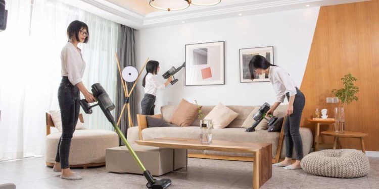 вертикальный пылесос Greenworks G24SVK4