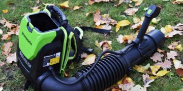 аккумуляторная воздуходувка Greenworks GD60BPB