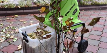 электрический измельчитель Greenworks GACSB