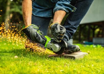 аккумуляторная болгарка Greenworks GD24AG