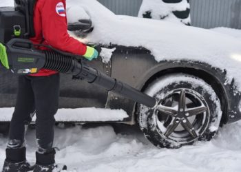 аккумуляторный воздуходув Greenworks GD82BPB