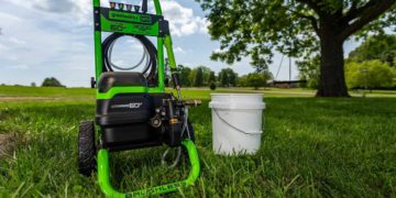 аккумуляторная мойка высокого давления Greenworks GDP60DP