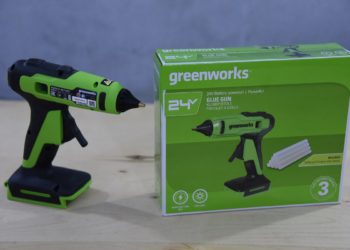 аккумуляторный клеевой пистолет Greenworks G24GLG